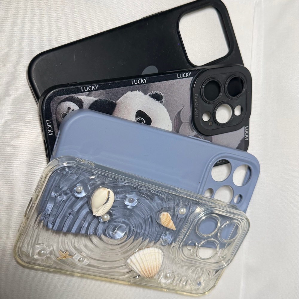 4pcs of Iphone 14 pro Phone Case Set - Black, Blue, Clear
